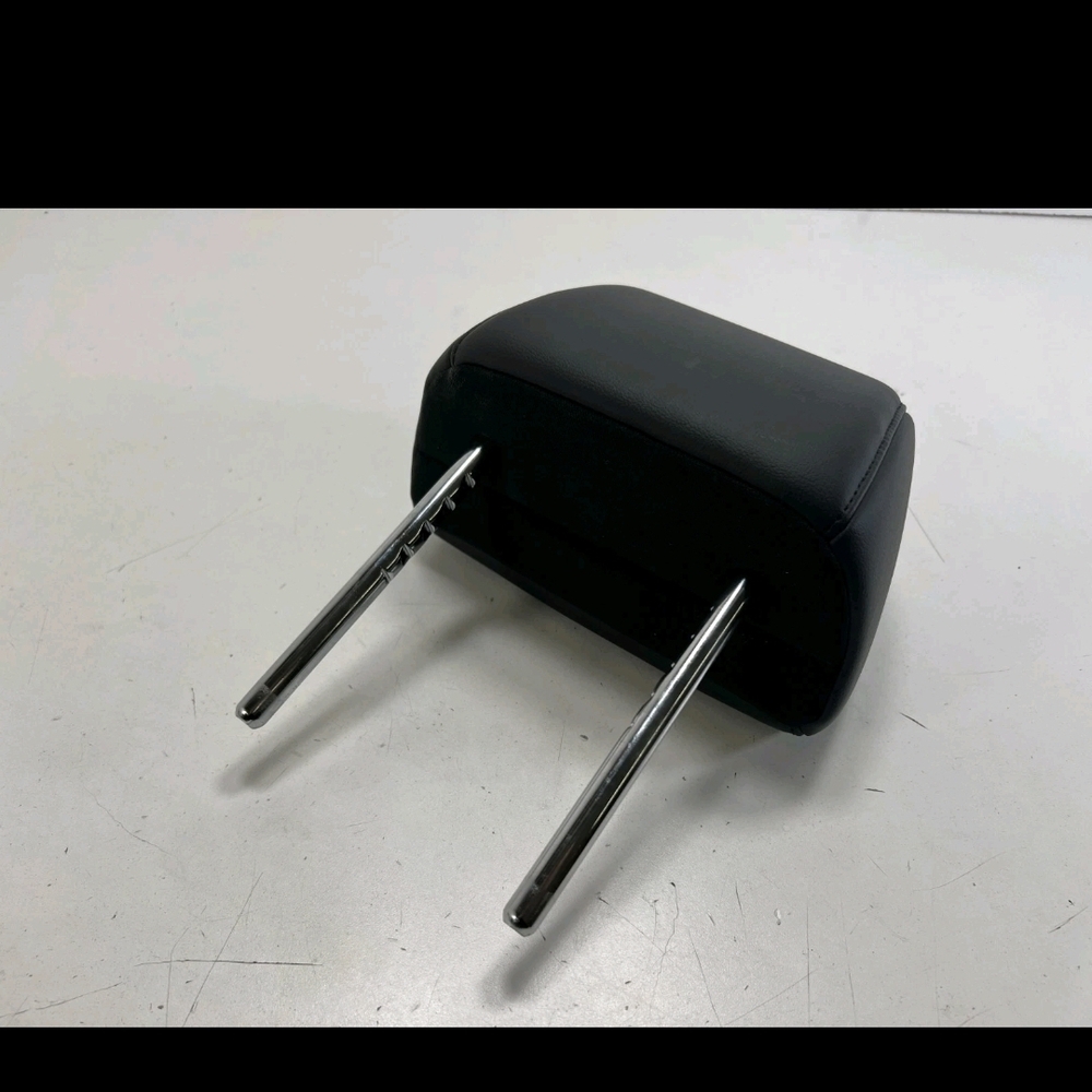 TWO:2023-2025 ACURA INTEGRA FRONT LEFT,RIGHT SIDE SEAT HEADREST HEAD REST OEM.